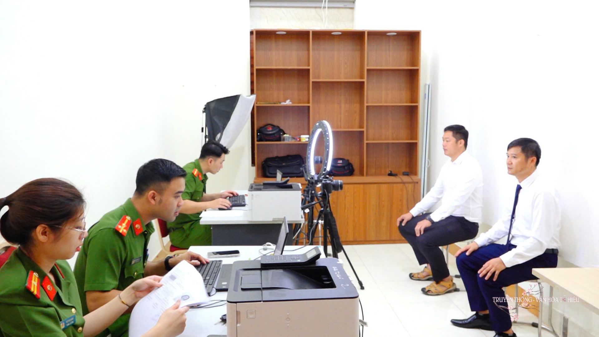 anh tin bai